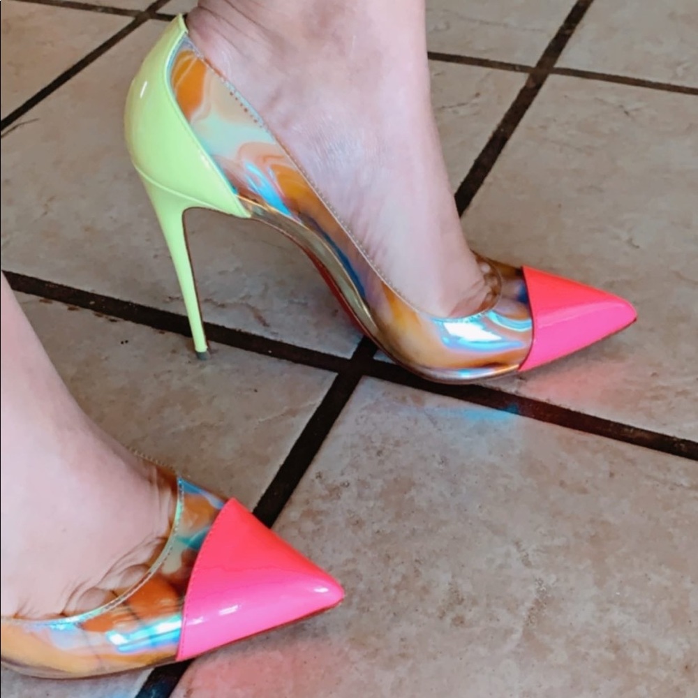 LOUBOUTINS Neón ologram PVC patent